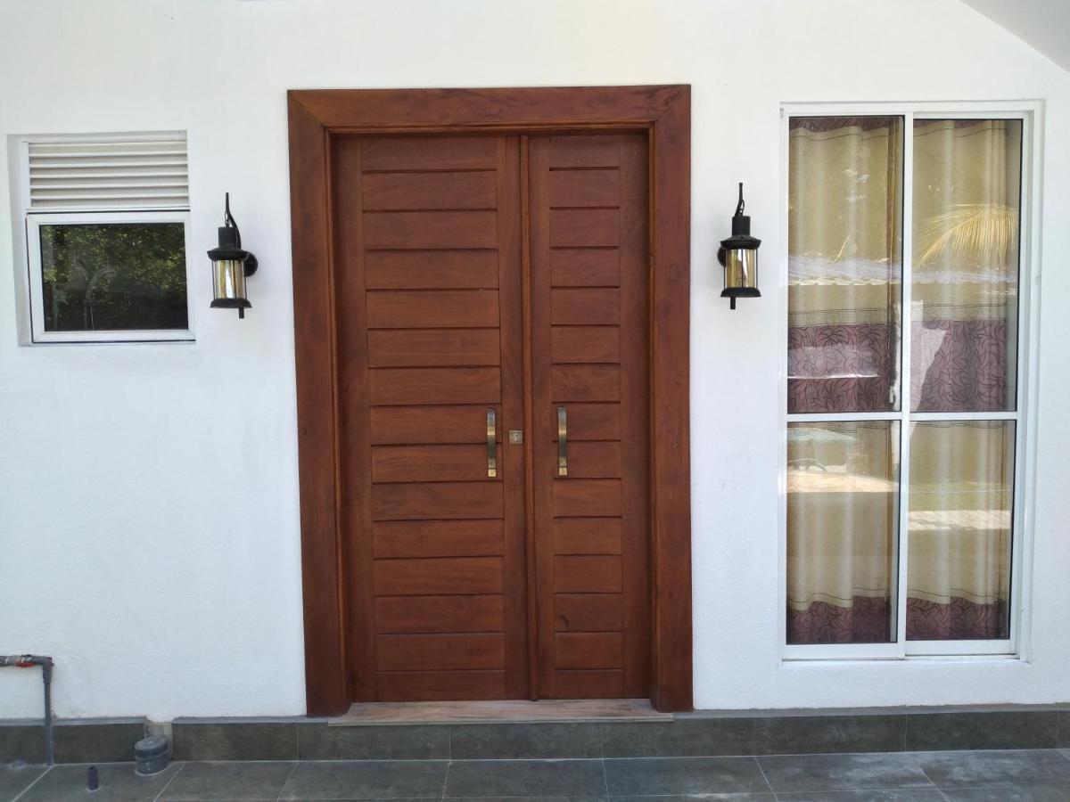 אמבלנגודה Golden Villa מראה חיצוני תמונה