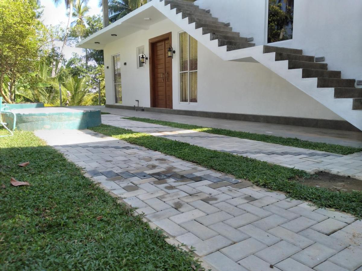 אמבלנגודה Golden Villa מראה חיצוני תמונה