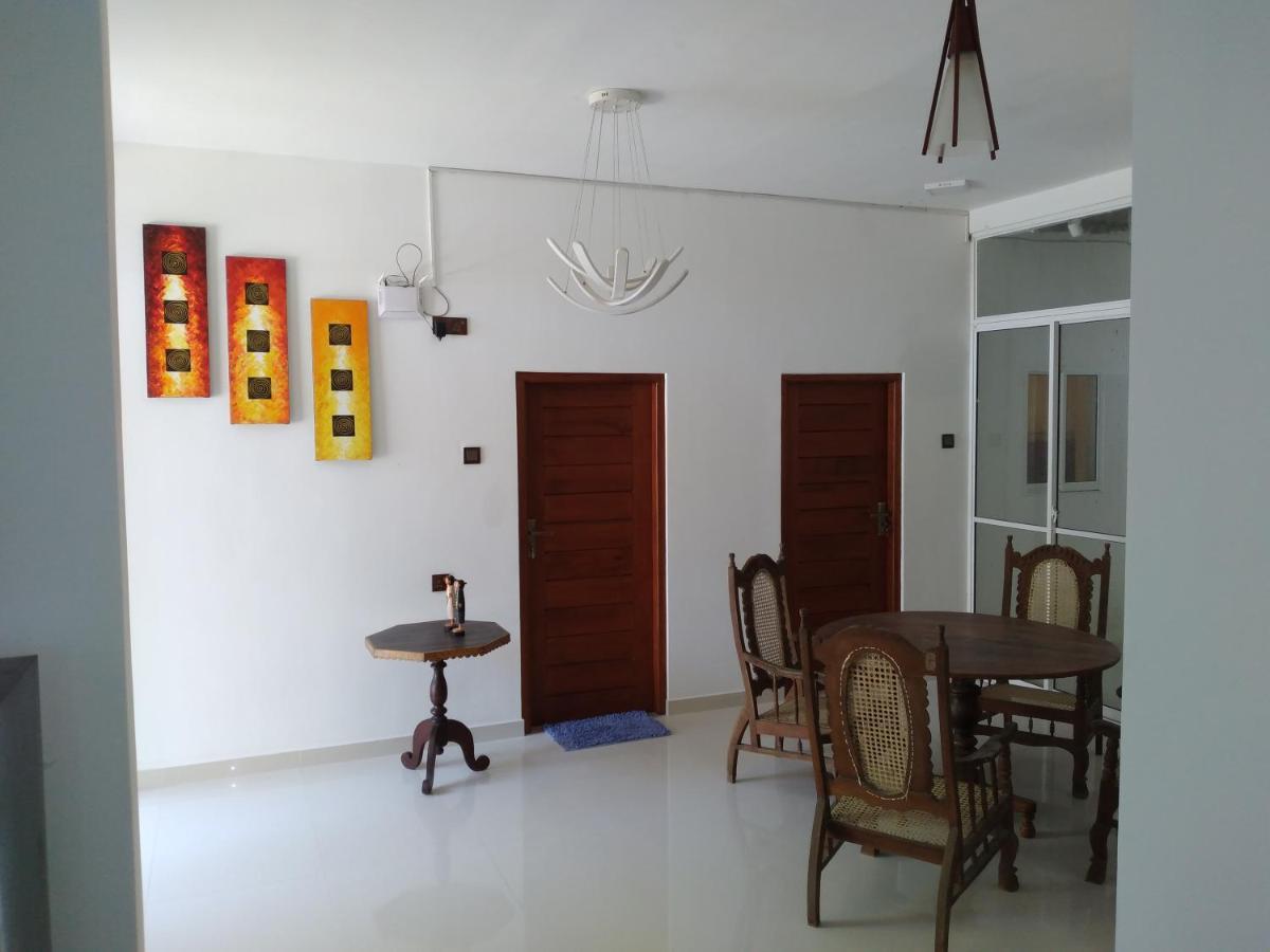 אמבלנגודה Golden Villa מראה חיצוני תמונה