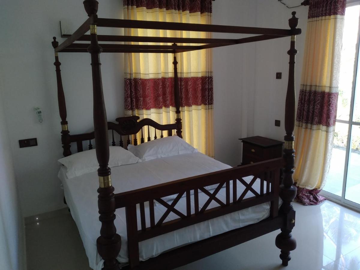 אמבלנגודה Golden Villa מראה חיצוני תמונה